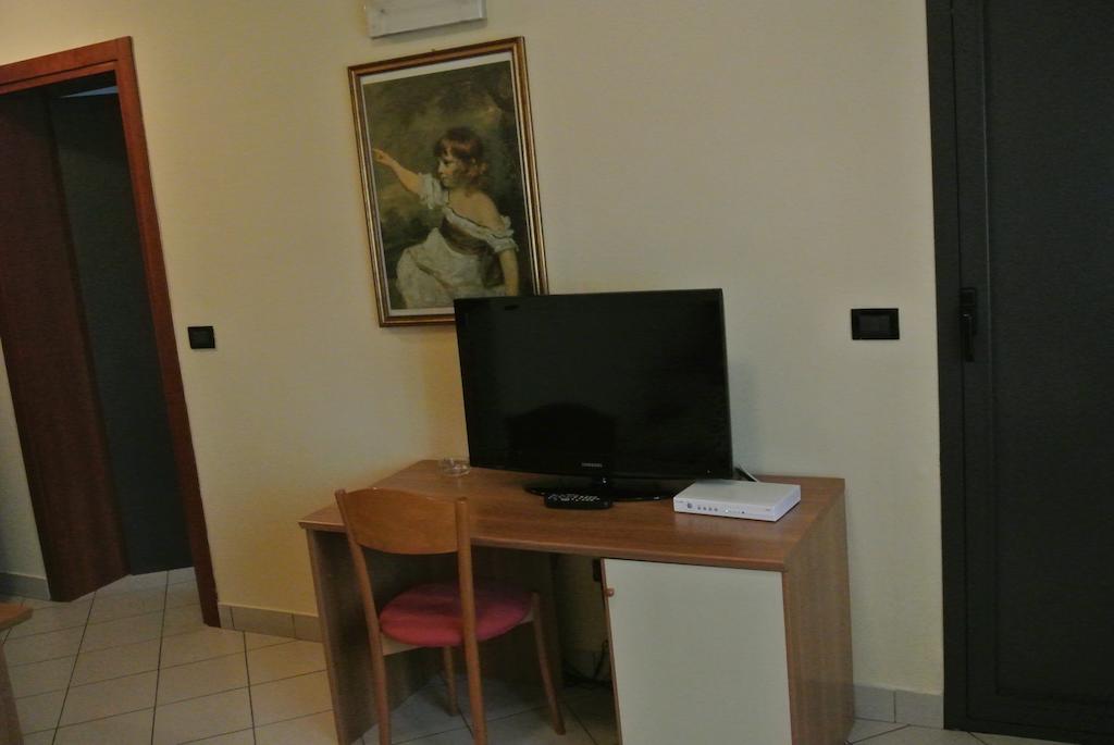 Arlecchino Hotel Castel San Pietro Terme Buitenkant foto